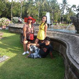 tiar27's profile picture. 