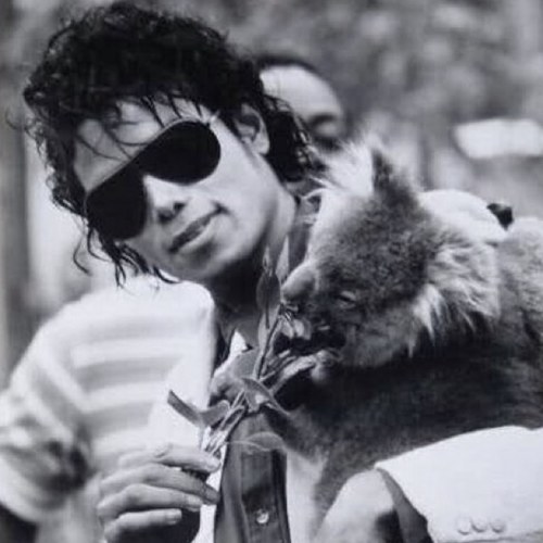 Michael Jackson. Get to know me? *parody/rp*