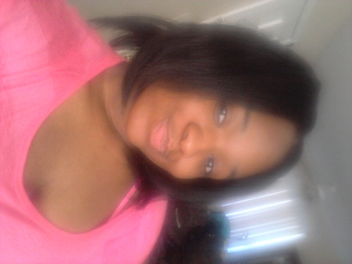 follow M3 I'll follow bck ,wanna kno sum jus ask, money on mi mind,join in or gt lost, Fuc wit nun bt real niggas str8 up