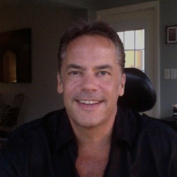 marketing and analytical junkie, animal/human rights defender and shitty golfer.