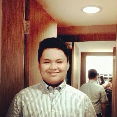 Instagram:andre250398 email:muhammadridwanandre@gmail.com