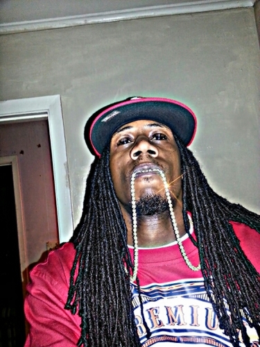D.E (Deep End) JuSt SoMe yung niggazz ....wit some old ass ways Fresh out fit and a pair old ass j's (G -CODE)