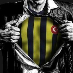 Kahve ve futbol hastası. Koydum sevinçlerimi önüme baktım hepsi FENERBAHÇE