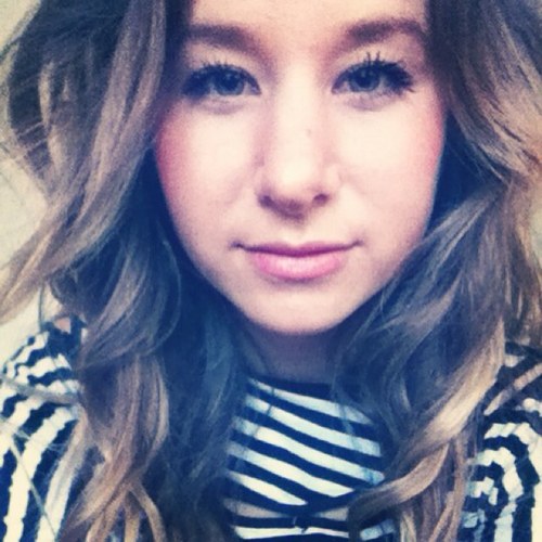 mellydanmash's profile picture. 