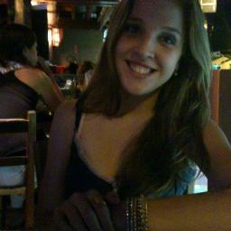 sarahpavam's profile picture. 