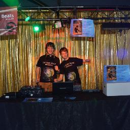 DJ JUST BEATS @emiel025 en @pepijnsmulders