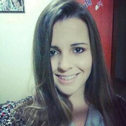 vcês riiem de mim por eu ser diferente ,
e eu rio de vcês por serem todos iguais ! . HOHO

http://t.co/lGjo2S7Fuh