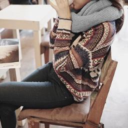 mypatientsmile's profile picture. Emma Meunier, twenty years old. Love for languages, music, photography...