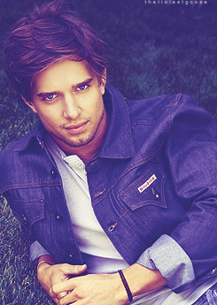 DrewVanAckerNL's profile picture. You can leave rosewood, but rosewood will never leave you..