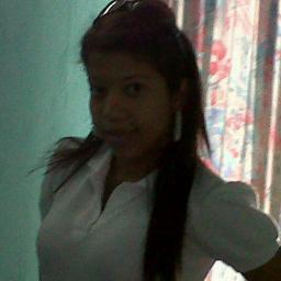 soy feliz vivo la vida y la disfruto para complacerme a mi y no a terceros, viendo siempre hacia delante♥100pre positiva♥