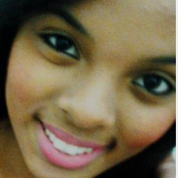 Deus ♥;Musica ♥; Amoor ♥ ; Amigos&Pessoas ♥ ;  ; Abraços,Sorrisos&Carinho ♥ ; 
Em Busca da Felicidade ! *--*