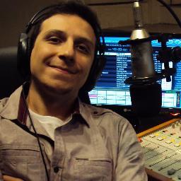 Radialista/Locutor. Bacharel em Jornalismo e Publicidade. Pai de Trigêmeos, louco por Jesus. Broadcaster/Announcer, father of Triplets and Jesus Freak!