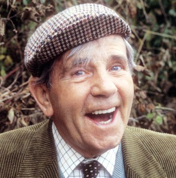 AbnormalWisdom's profile picture. Bringing some Normanity to the internet..... with help from my friend Mr Grimsdale of course