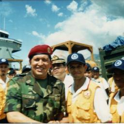 REVOLUCIONARIO, MEDICO INTEGRAL COMUNITARIO, DOCENTE UNIVERSITARIO, CANDIDATO A LA CONSTITUYENTE Y CHAVISTA!
