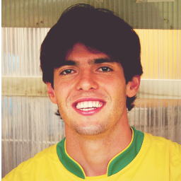 Ricardo Izecson dos Santos Leite,Kaká ♥ - Jogador do Real Madrid,e como ele mesmo diz ''Cristao,marido e pai,que ama o futebol'' s2