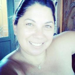 Adote uma filosofia otimista, eduque-se para ser feliz.(...)
Seja feliz, se quer ser bonita!'