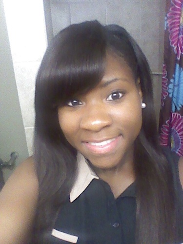 Just a young lady trying to be successful in life! *Intelligent , sweet , friendly* #TeamBCU! #HailWildcats #Taken 06.09.09 IG:_cierralashay ^_^