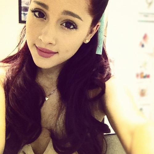 My love is Ariana ,SHE IS MY IDOL...i can;t wait anymore for #the Way..Ariana you're Da best !!!