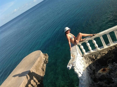 eshper's profile picture. 