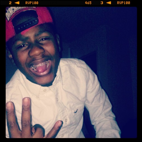 Yall the reason for a lot of my devotion, you
know I spend money because spending time is
hopeless. & Follow @BiqDaddy_KLove