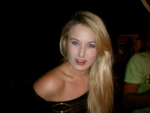 Christelki's profile picture. 