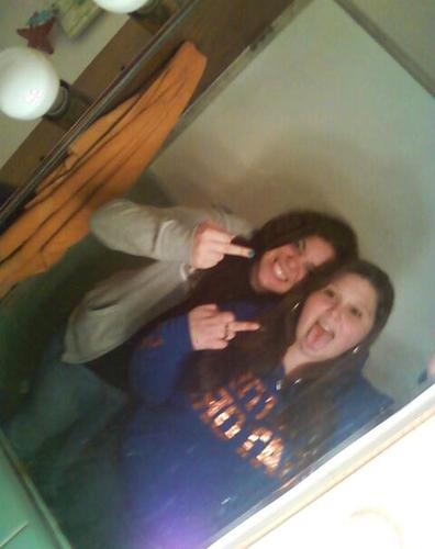Im fun outgoing love hanging out with friend and meeting new people SOMETIMES3!