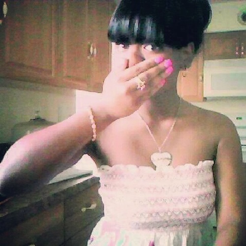 Follow me & i'll Follow back (: