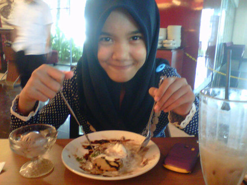 Eyra | 14 | jaybee :)