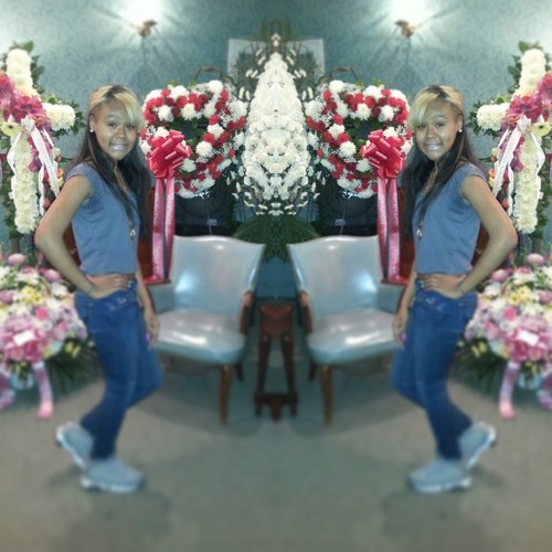 Facebook - Lina Richingtons IG - Trill_unicornnn