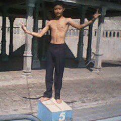 santosa_uyee's profile picture. Thola'al badru 'alayna.
Min-tsaniyyatil wada'
Wajabasy syukru 'alayna.
Ma da'a lillahi da'