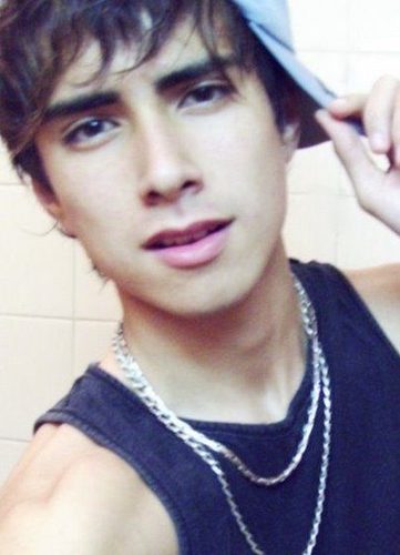 Boy Directioner  moro em campinas  rocker , day to remember , bless the fall ,parkway drive , link  park ,bring me to horizon ,