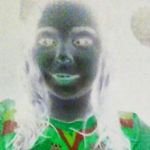 resamay10's profile picture. 