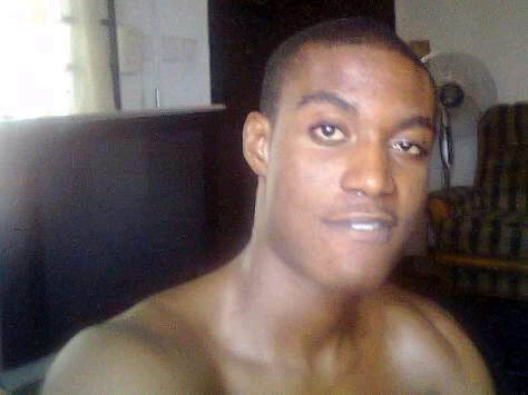 RandyVipar's profile picture. Ha8t hard labour, luv chilln, flexn, nd shaggn!!.. Yea I luv olda women..