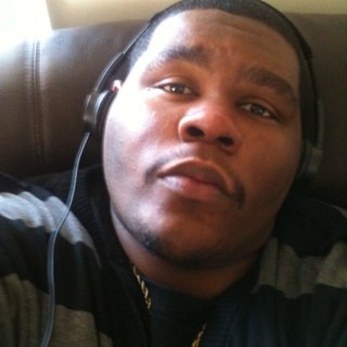 Elite Entertainment Recording Artist..... 1/2 of the production duo The Maverix and Co-Owner of Haus of Elite Clothing Co http://t.co/Ond9Grnu4m