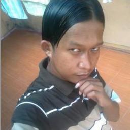 Jangan Salahkan Saya , Salahkan Kenapa Saya lahir , Salahkan Kenapa Kamu ada , dan Salahkan Kenapa ini Bisa Terjadi . so basically NOTHING WRONG  lalalala
