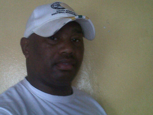 Makiro8's profile picture. Sky is the Limit/ Sundowns,Chelsea,and Real Mandrid Supporter!