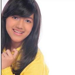 roro_sekar's profile picture. 