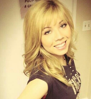 BornInASystemx's profile picture. You're from the 70's, but I'm a 90's bitch. Taken by @ThatJadelynSlut. Bi.