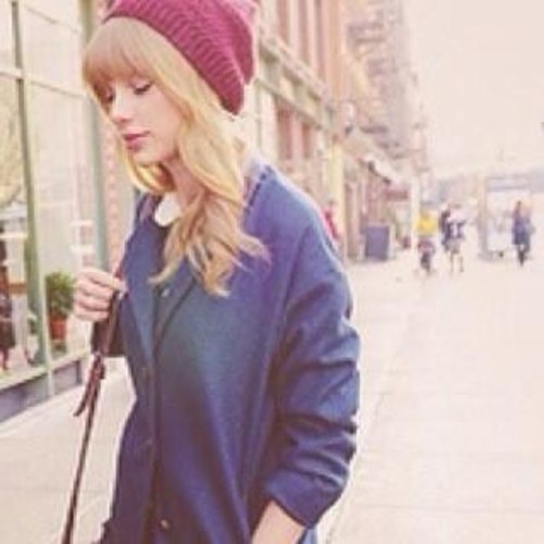 do you want a moaom? i bet taylor does...