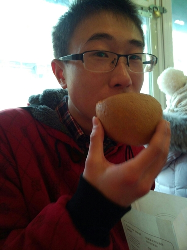 renshixinled's profile picture. sunshine boy