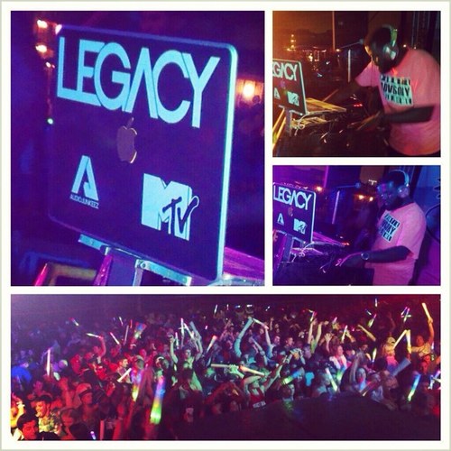 Audio Junkeez + The National Tour DJ for MTV & mtvU