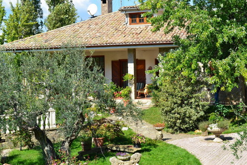 BBCasaRosella's profile picture. Bed and Breakfast Casa Rosella - Country House Bellegra