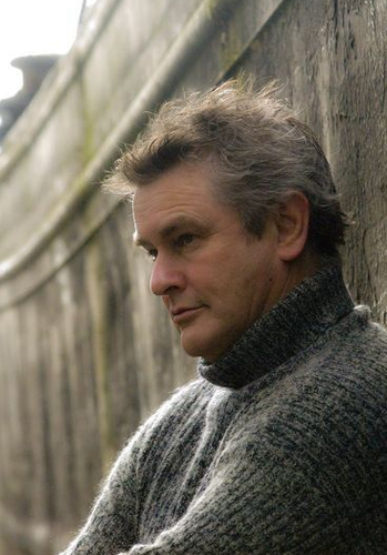 rankinharry's profile picture. screenwriter... director... photographer...  boat-dweller http://t.co/7MOmaNo7kv