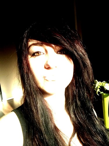CrownTheKyra's profile picture. hi, I adore punkrock music, and I spend way too much time on the internet. My hair goes from red to blue to black. Oh and I play them electric guitar \m/