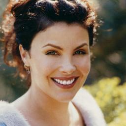 Sherilyn Fenn Online your best fansite for Sherilyn [WE ARE NOT SHERILYN]