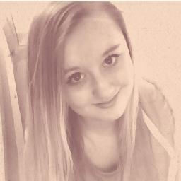 cant live without music. love acting. my inspiration  are cherlloyd .  jelly fan (aka jen and tilly) massive cher brat
