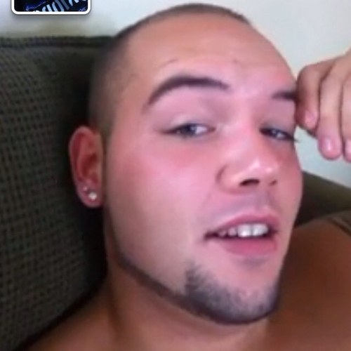 Full time stud Boyfriend 

1/22/12 @xo_teresa3