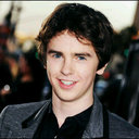 Freddie Highmore - @ItsFredHighRP - Twitter
