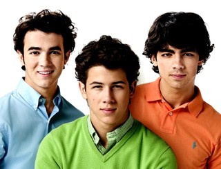 TriviaDisney's profile picture. it's just simply Disney Trivia.