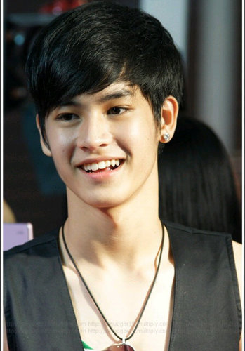 PalushMario's profile picture. 